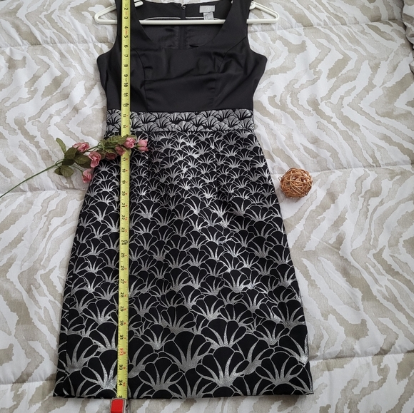 Size 4 - h&m - sleveless dress - black - Picture 6 of 16